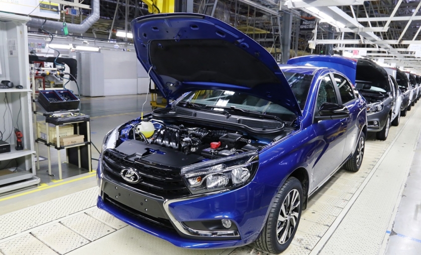 Юбилейная 400 000 Lada Vesta сошла с конвейера